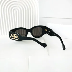 Balenciaga BB0070S Đen